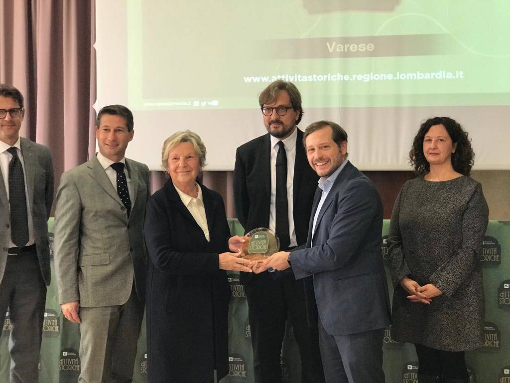 A Ville Ponti premiate 76 attività storiche della provincia di Varese. Guidesi: "Svolgono un servizio fondamentale"