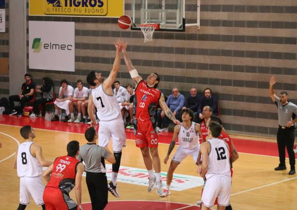Basket Legnano contro Varese Campus