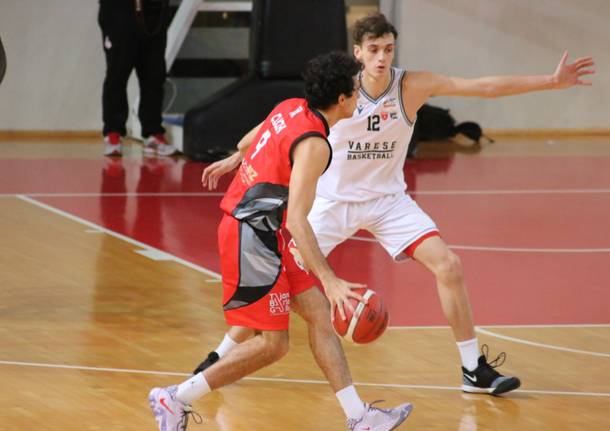 Basket Legnano contro Varese Campus