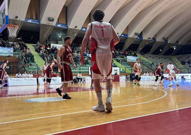 Basket Legnano sfida fuori casa Libertas Livorno