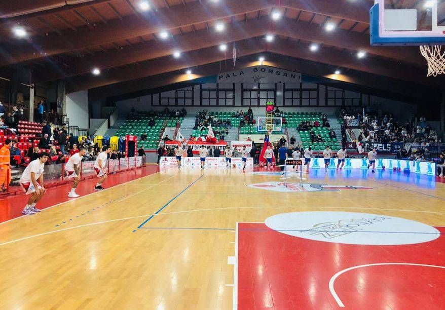 Basket Legnano sfida Libertas Livorno