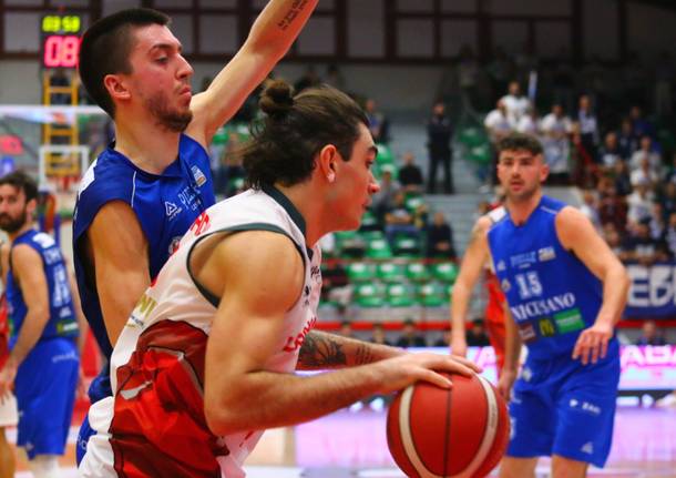 Basket Legnano sfida Libertas Livorno