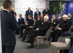 Le immagini inedite di Sergio Mattarella al palaghiaccio di Varese