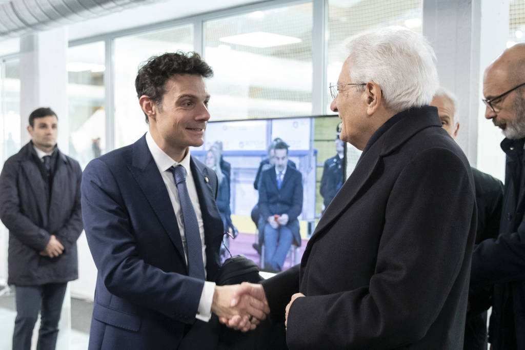 Le immagini inedite di Sergio Mattarella al palaghiaccio di Varese