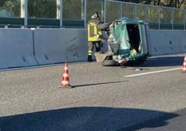 incidente sull'A8