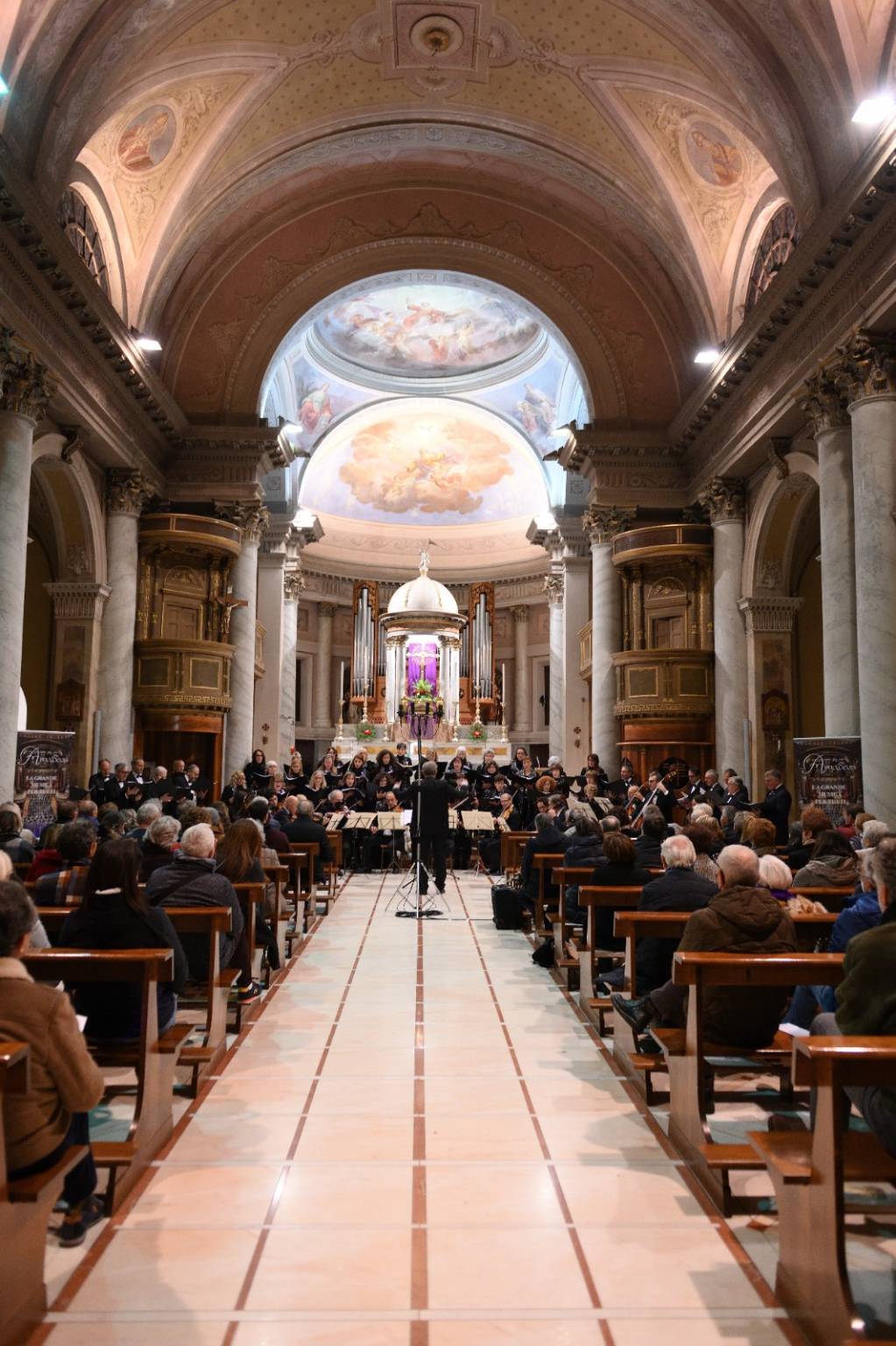 L'orchestra Amadeus in concerto alla chiesa di San Lorenzo a Gorla Minore