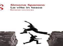 libro sul comodino