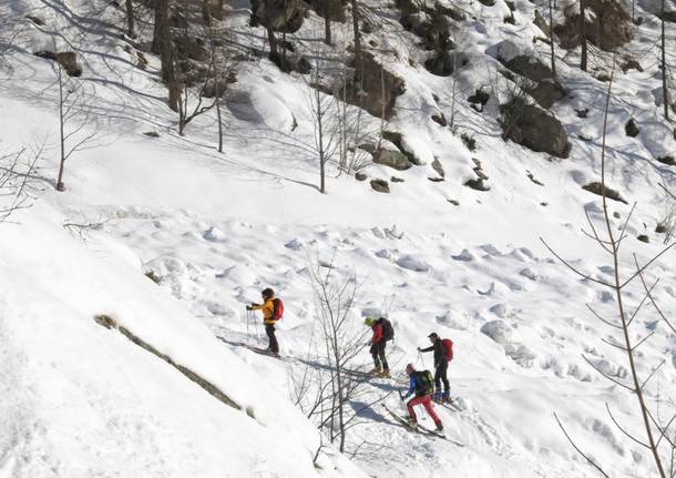 montagna neve alpinismo