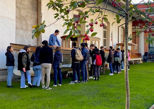 Officine dell'Acqua Laveno Mombello e studenti di Genova e Politecnico di Milano