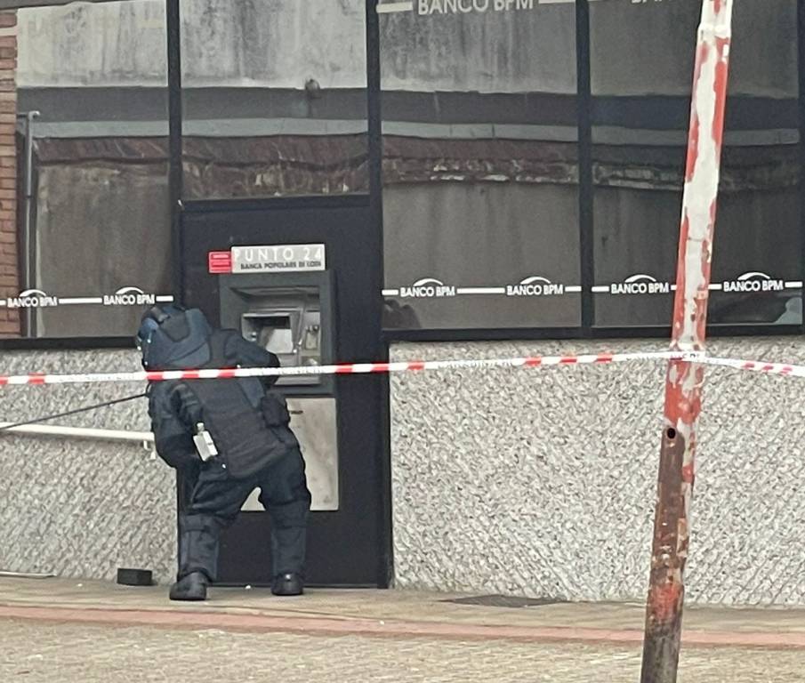 rapina banca Samarate