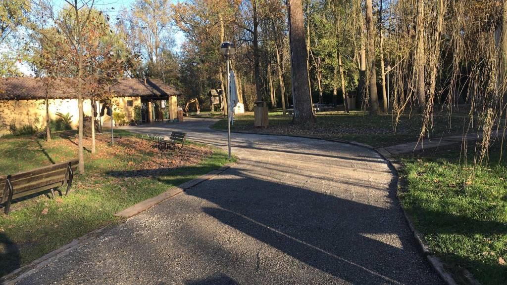 Riqualificazione del Lago di Piazza a Cazzago Brabbia 