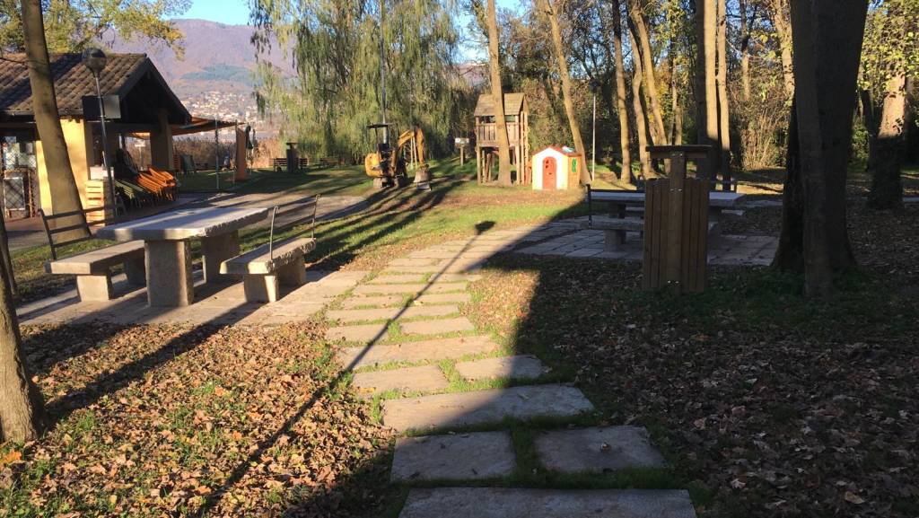 Riqualificazione del Lago di Piazza a Cazzago Brabbia 