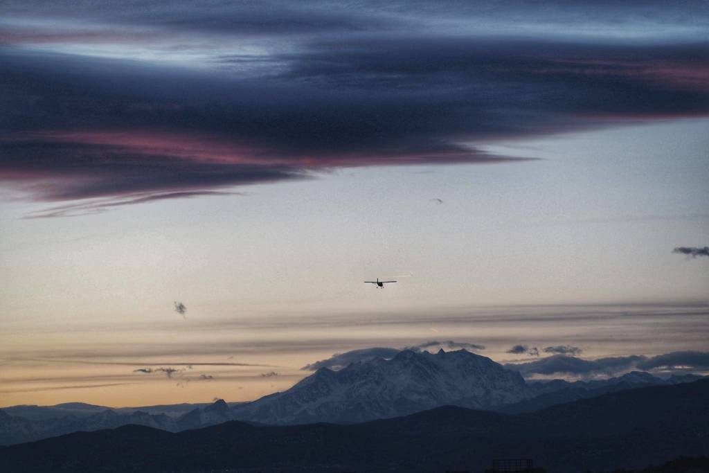 sorvolando il monte rosa 