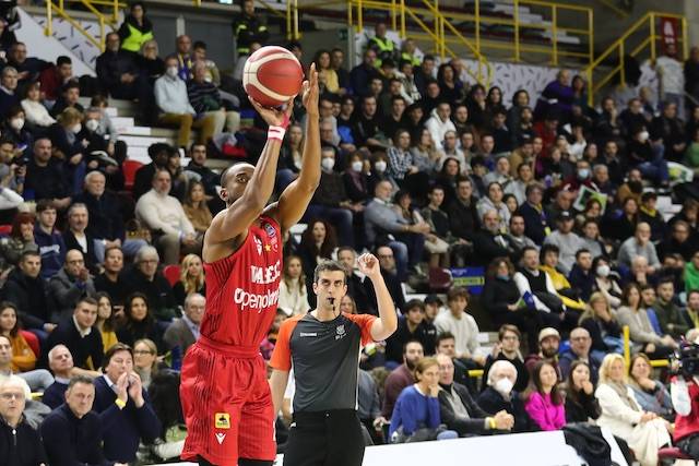 Tezenis Verona - Openjobmetis Varese 91-98