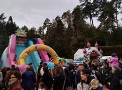 Tutti ai giardini Estensi: arriva il ponte del sorriso a Varese