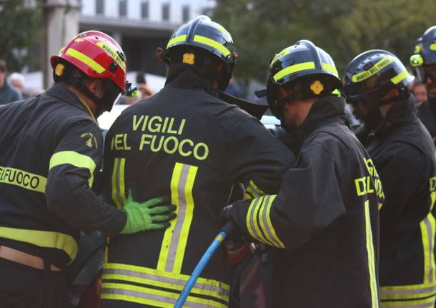 Vigili del Fuoco in piazza San Magno a Legnano