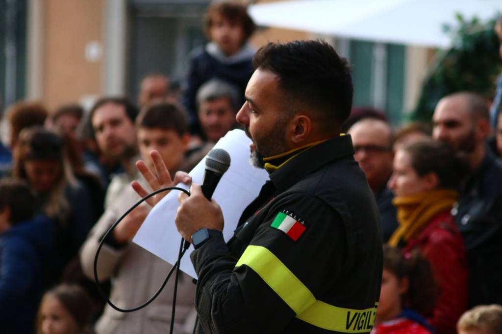 Vigili del Fuoco in piazza San Magno a Legnano