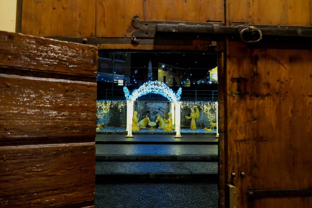 A Leggiuno l'incanto delle Lucine di Natale 