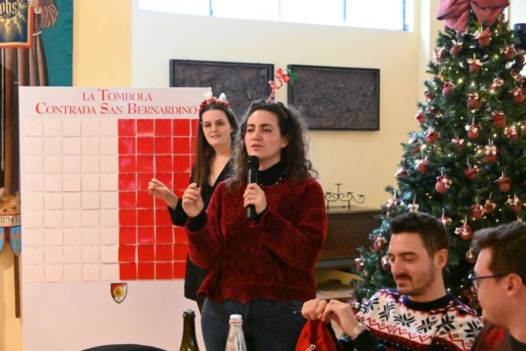 Alla contrada San Bernardino di Legnano è arrivato Natale