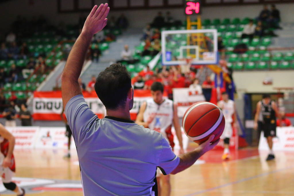 Basket, la sfida tra Legnano e Alba 