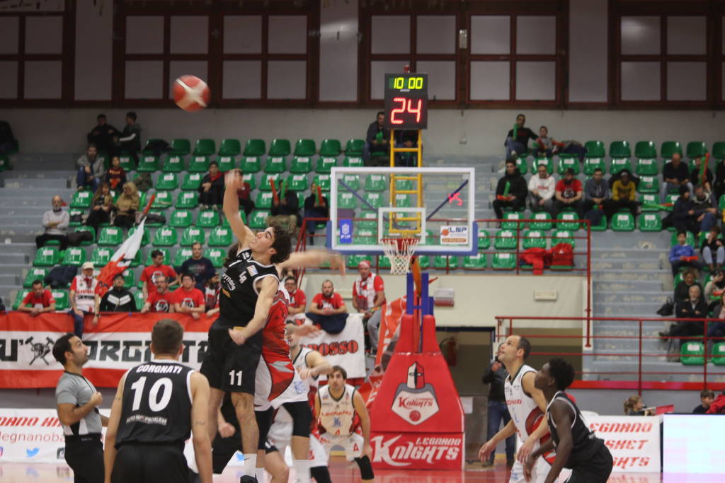 Basket, la sfida tra Legnano e Alba 
