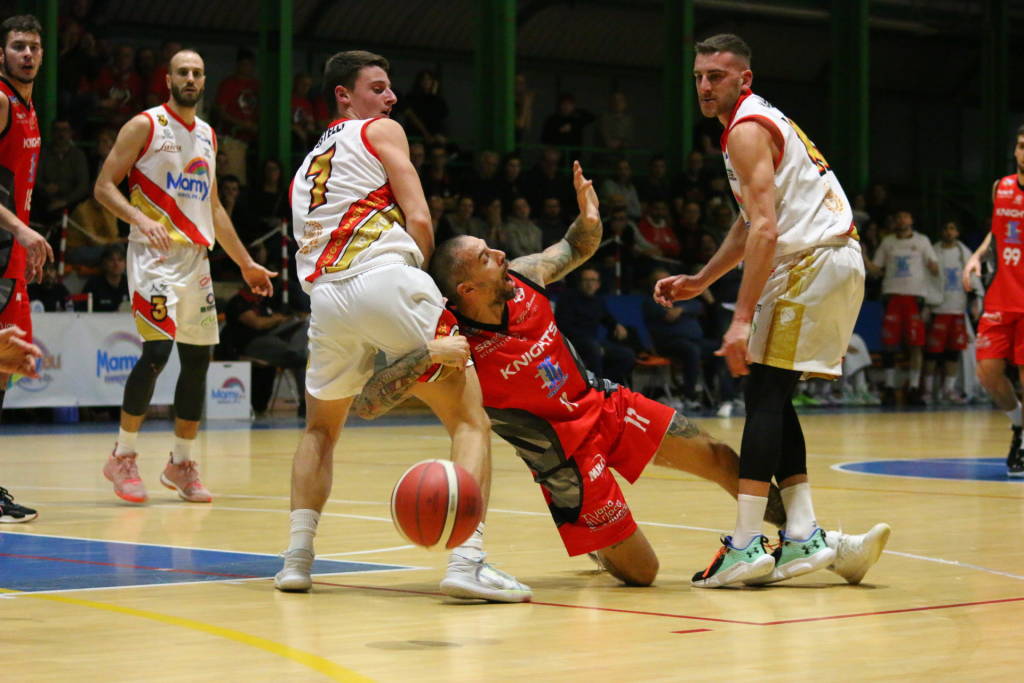 Basket: Legnano sfida Oleggio 