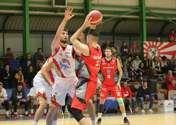 Basket: Legnano sfida Oleggio 