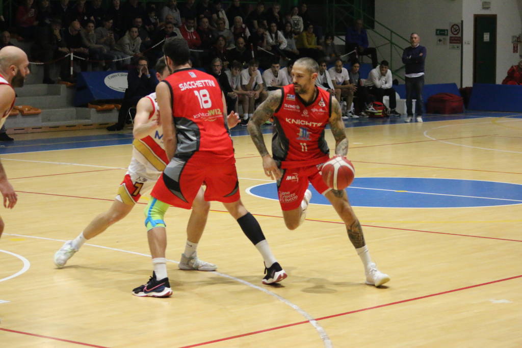 Basket: Legnano sfida Oleggio 