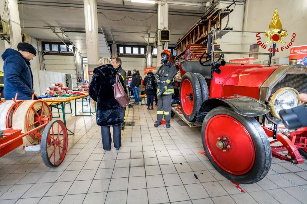 Caserme a perte a Milano per santa Barbara