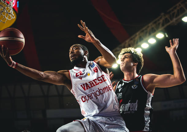 Openjobmetis Varese - Virtus Bologna 100-108