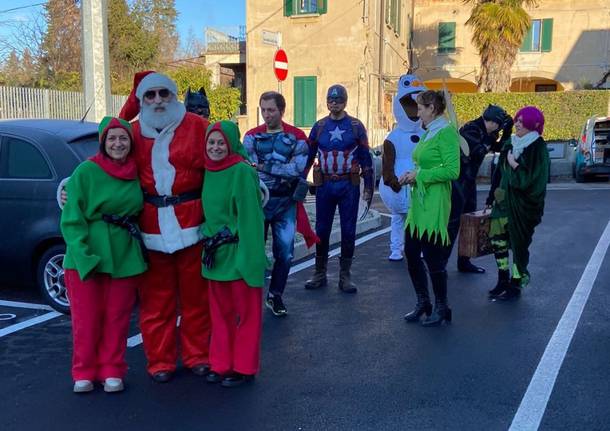 I Cuorieroi e Babbo Natale alla scuola Rajchman di Malnate