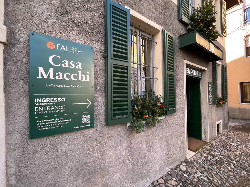 Casa Macchi, il taglio del nastro