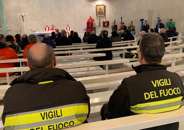 La cerimonia per la festa di Santa Barbara protettrice dei Vigili del Fuoco