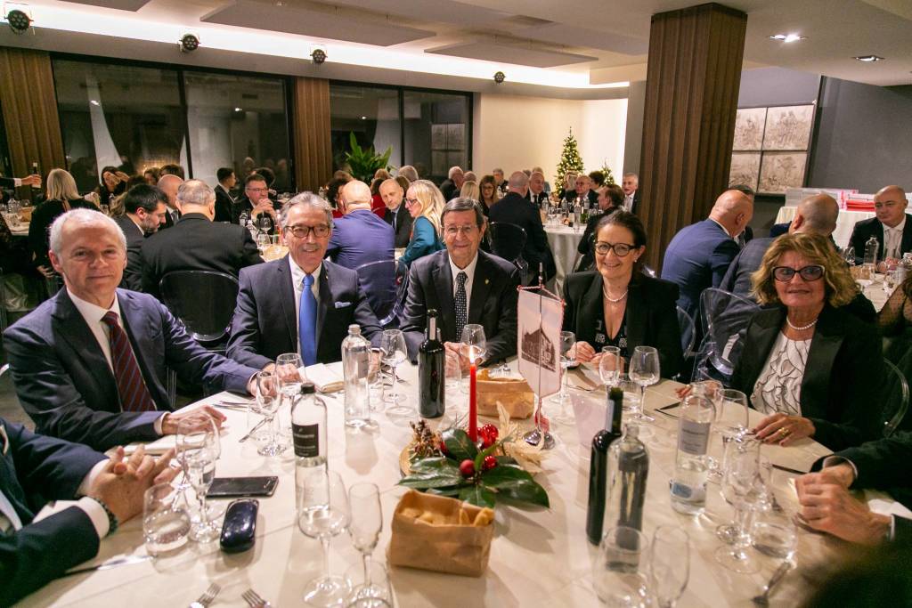 Cena degli auguri 2022 in Famiglia Legnanese