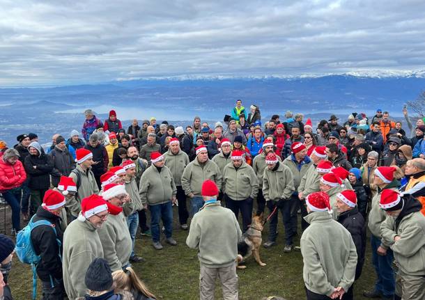 Santo Stefano, il coro della Val Tinella canta al Forte di Orino