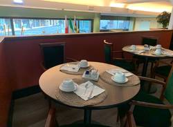 Dentro l’hotel City, fra poco studentato dell’Insubria