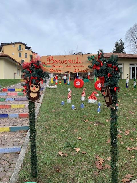Il Natale nella scuola dell'Infanzia Dalla Chiesa di varese