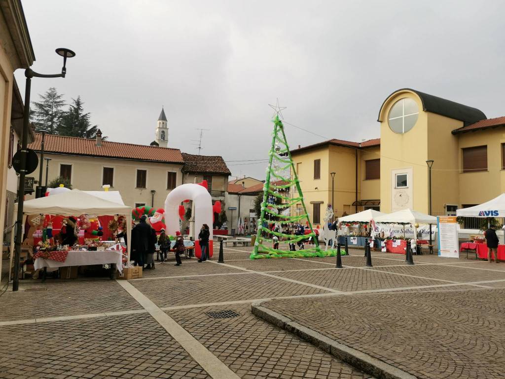 "L'é Natal a Sulbià": successo per i mercatini di Solbiate Olona 