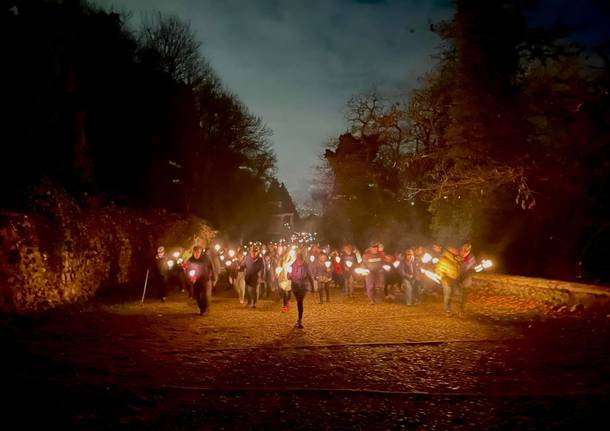 La fiaccolata al Sacro Monte
