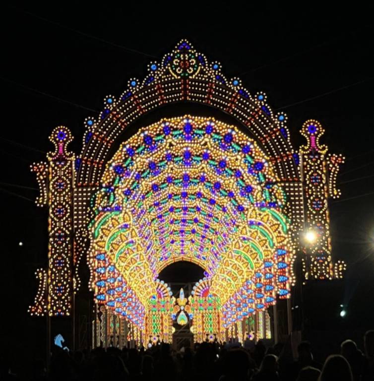 Le luci ai Giardini Estensi di Varese 2022 nelle foto di Ezio Cairoli 