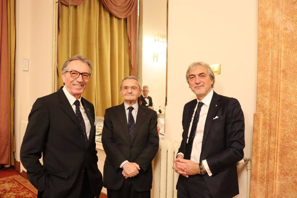 Lions Legnano Host Natale