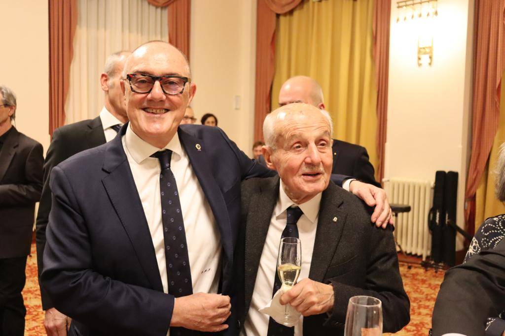 Lions Legnano Host Natale