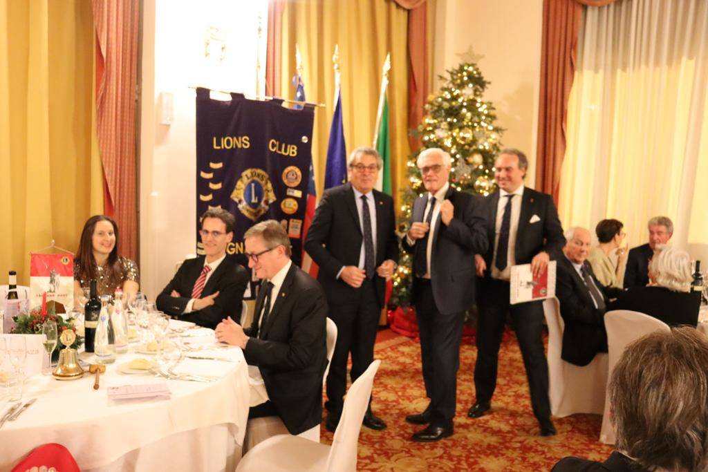 Lions Legnano Host Natale