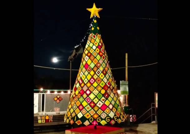 oggebbio albero di natale