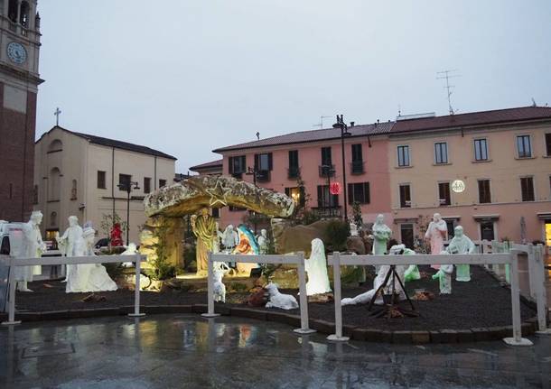 presepe volontari croce rossa busto arsizio