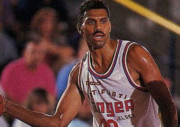 reggie theus