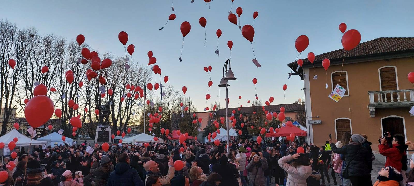 "Villa sotto il vischio 2022", tra mercatini e letterine per Babbo Natale 