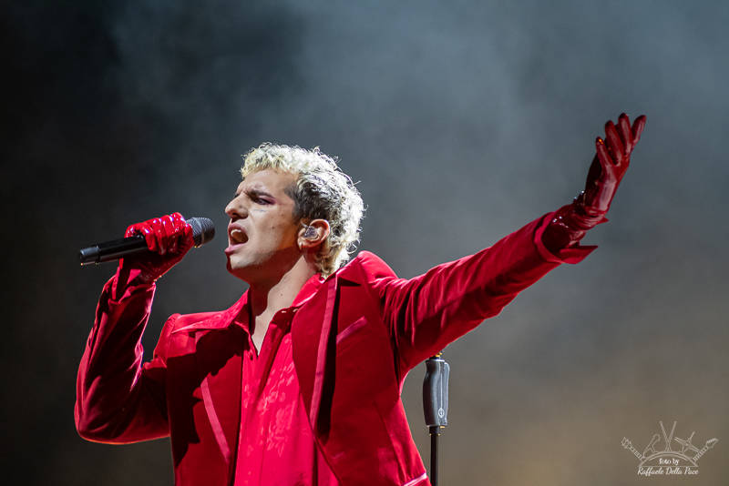 Achille Lauro in concerto agli Arcimboldi di Milano 