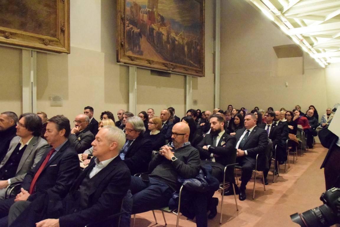 Al Castello inaugurata la mostra dedicata alla sfilata del Palio di Legnano