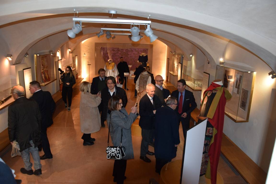 Al Castello inaugurata la mostra dedicata alla sfilata del Palio di Legnano